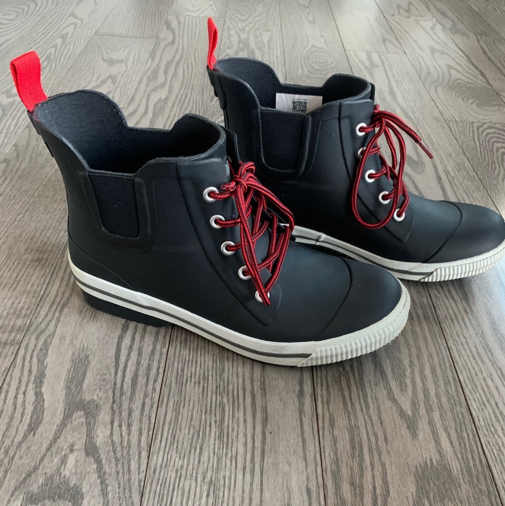 Beautiful Lolita Waterproof Chelsea Boots Pajar❣